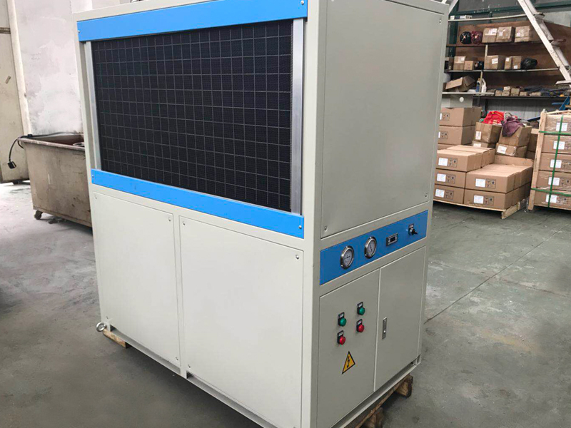 油冷機冬季清洗應該清洗哪些部件？