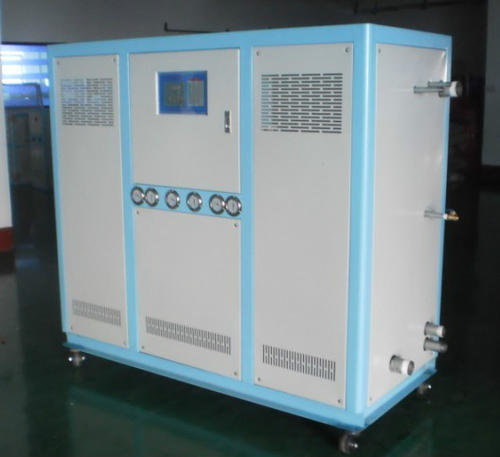 你知道冷油機是怎么降溫的嗎？